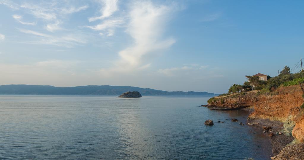 Seasidehouse Villa Hydra  Exteriör bild